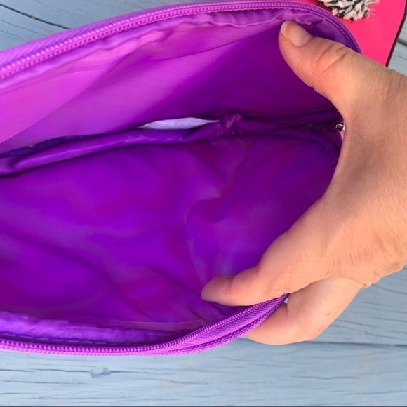 Lancôme and Clinique Make-up bag bundle - Picture 5 of 5